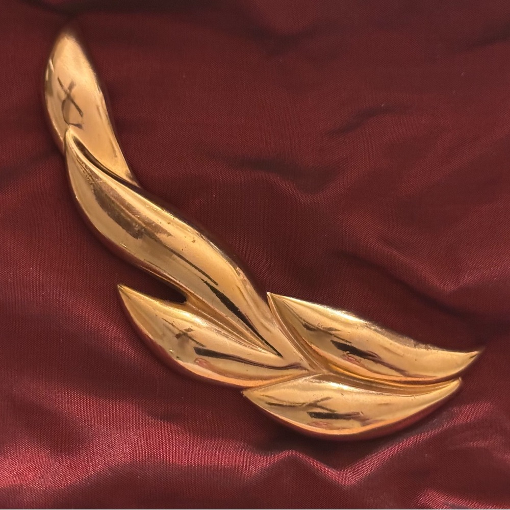 VTG Givenchy Gold Leaf Brooch (UNSIGNED)